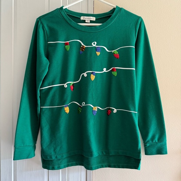Francesca's Collections Holiday Christmas Lights Green Long Sleeve XS Sweater - Picture 1 of 6